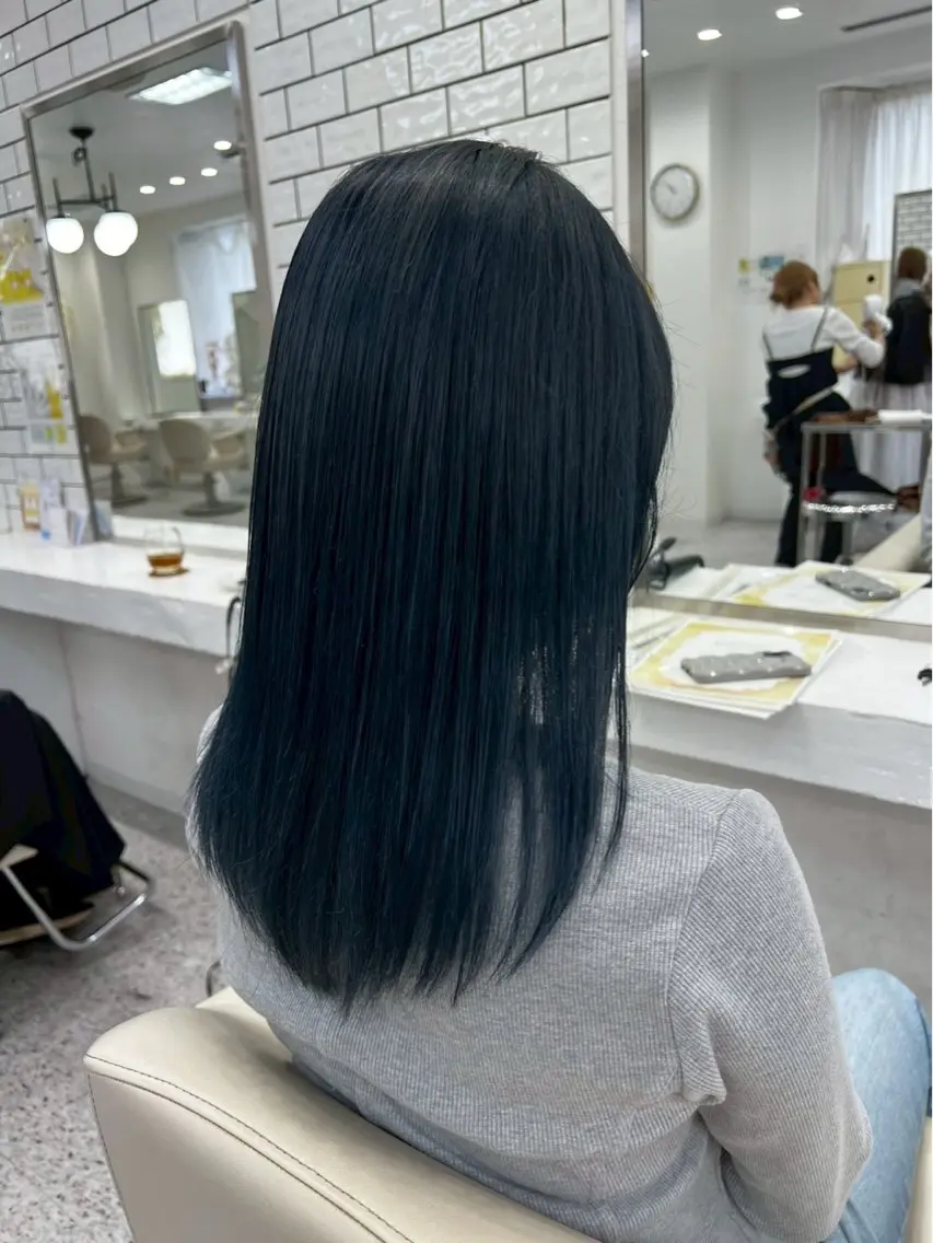 ロング ヘアカラー トリートメント LOMARLIE / yunaのヘアスタイル