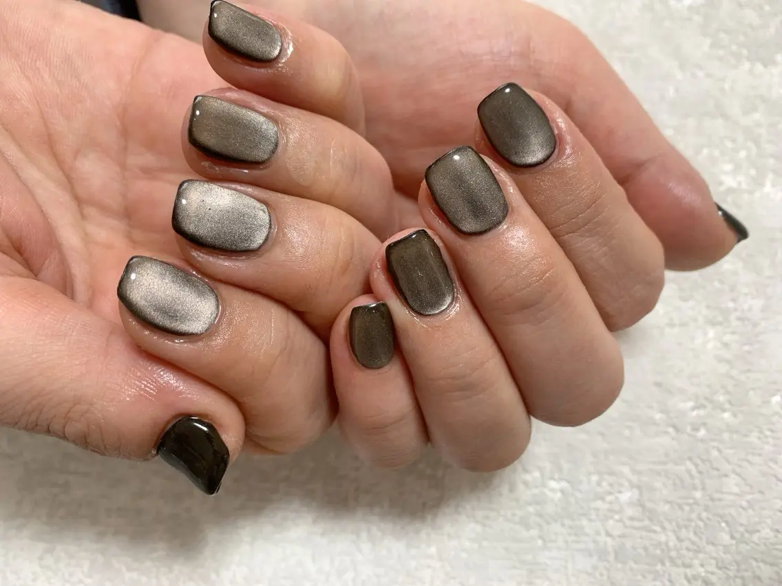 ネイル ジェルネイル キラキラネイル 韓国ネイル マグネットネイル メンズネイル kiki nail たまプラーザのネイルデザイン
