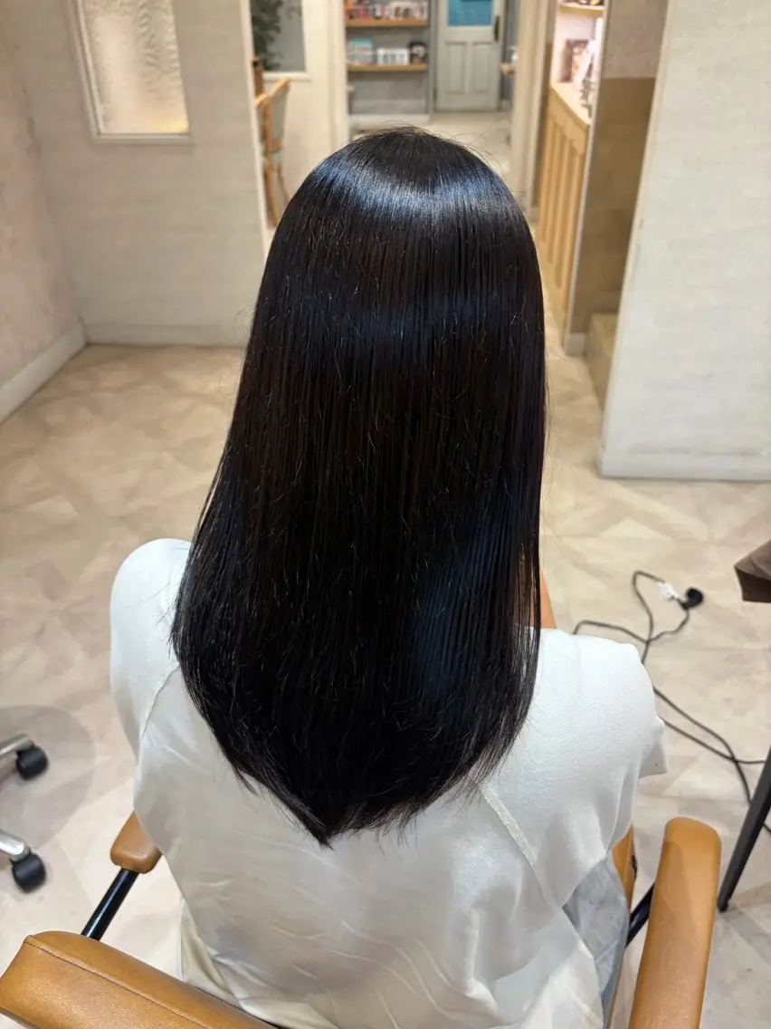 セミロング ヘアカラー 小川 ルミナのヘアスタイル