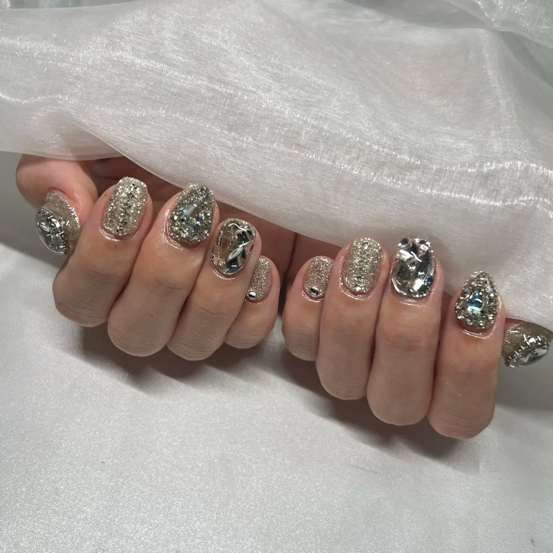 ネイル ジェルネイル 韓国ネイル ラメ(グリッター) マグネットネイル ミラーネイル ハンドネイル nail salon Rewardのネイルデザイン