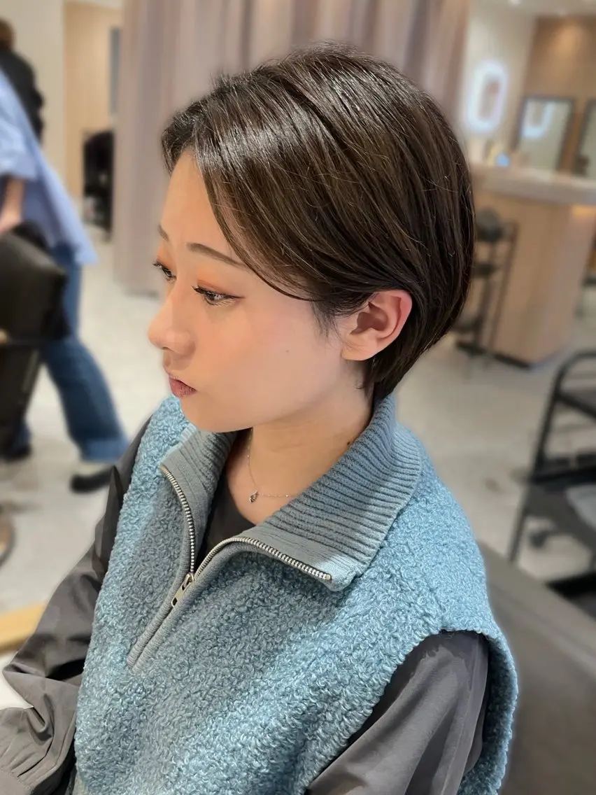 ショート カラー カット ヘアカラー トリートメント Aster 店長 れおんのヘアスタイル