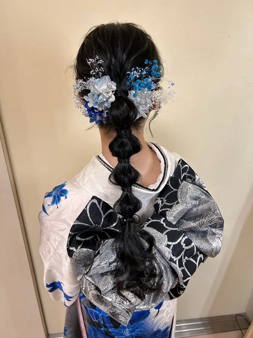 ロング ヘアアレンジ ポニーテール 卒業式のヘアスタイル 玉ねぎヘアー タニモト ユイのヘアスタイル