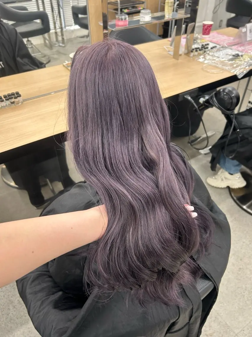 ロング ヘアカラー トリートメント 縮毛矯正/ブリーチな しラベンダー/心優のヘアスタイル