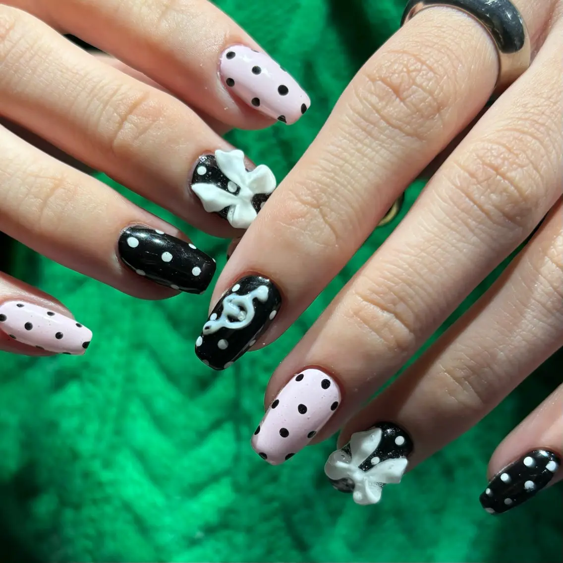ネイル ハンドネイル 🪐富島彩夏 /海外nail🪐のネイルデザイン
