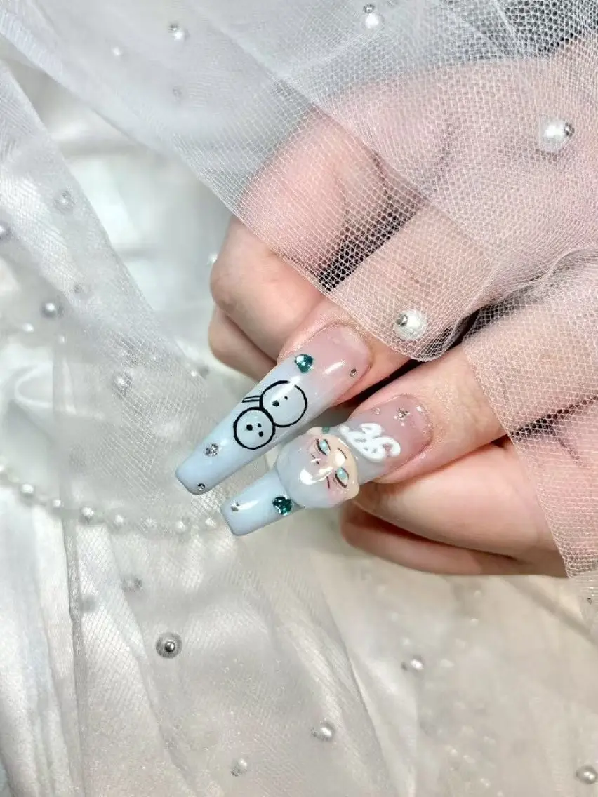 ネイル アートネイル チークネイル 長さ出し フラッシュネイル フレンチネイル io nail  心斎橋店⚜️のネイルデザイン
