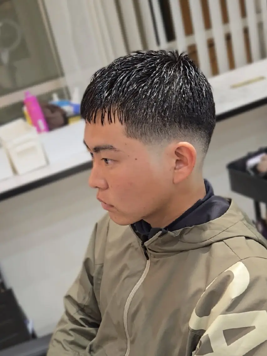 メンズ ショート フェードカット カット ヘアセット LEN名古屋/パーマ 海外ヘア/メンズ特化のヘアスタイル