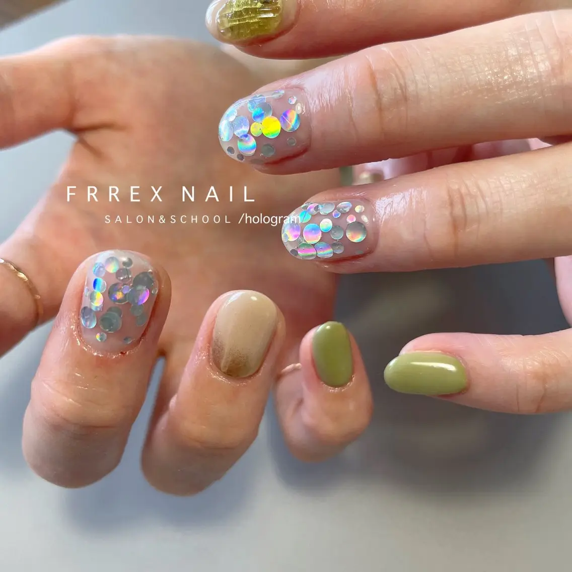 ネイル キラキラネイル 春ネイル ハンドネイル ハンドケア freex nail /ニュアンス/個性派のネイルデザイン