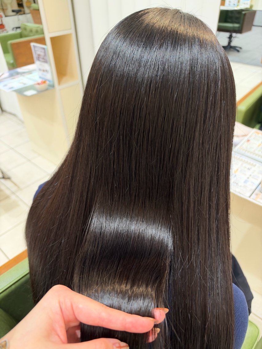 ロング 縮毛矯正 ふかや まりかのヘアスタイル