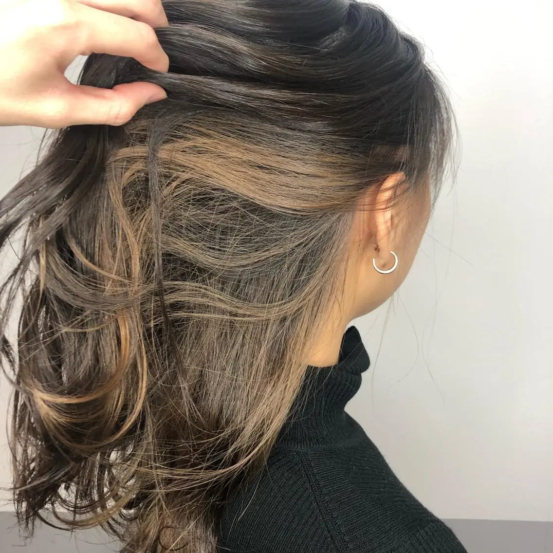カラー ハイライトカラー インナーカラー 🌈本物の髪質改善 森田涼平のヘアスタイル
