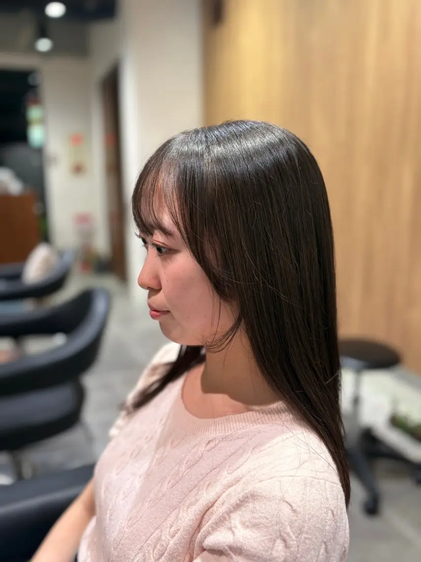 ロング 顔周りカット 縮毛矯正 縮毛矯正 トリートメント 阪間 遼平のヘアスタイル