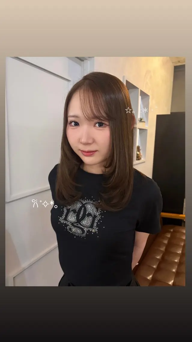 セミロング 顔まわりレイヤー 顔周りカット レイヤーカット ★透明感カラー MIYU⋆.ೃ࿔*:のヘアスタイル