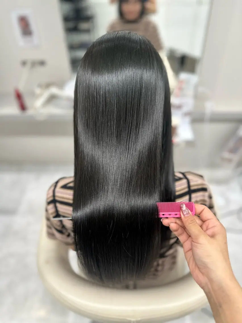 ロング カラー ヘアカラー Lee Horie MIUのヘアスタイル