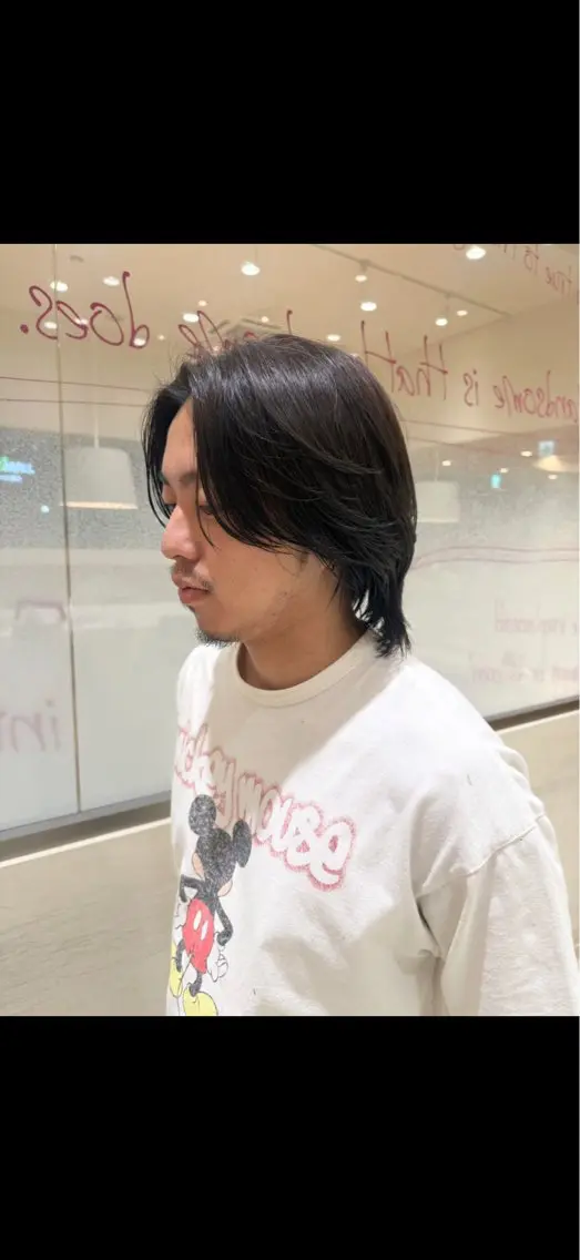ショート カラー メンズ オリーブカラー 中島 紗來のヘアスタイル