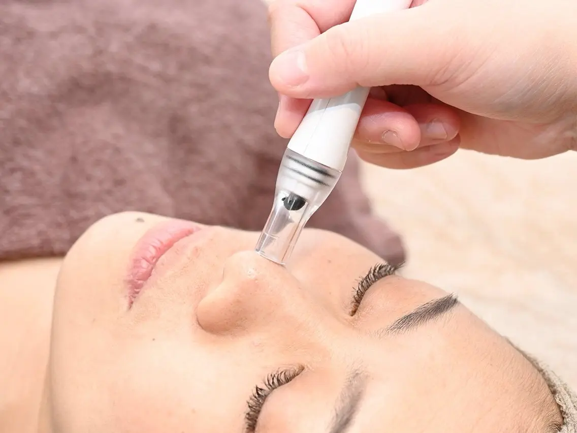 【フェイシャルマッサージ付き💆♀️】毛穴レスフェイシャルの写真