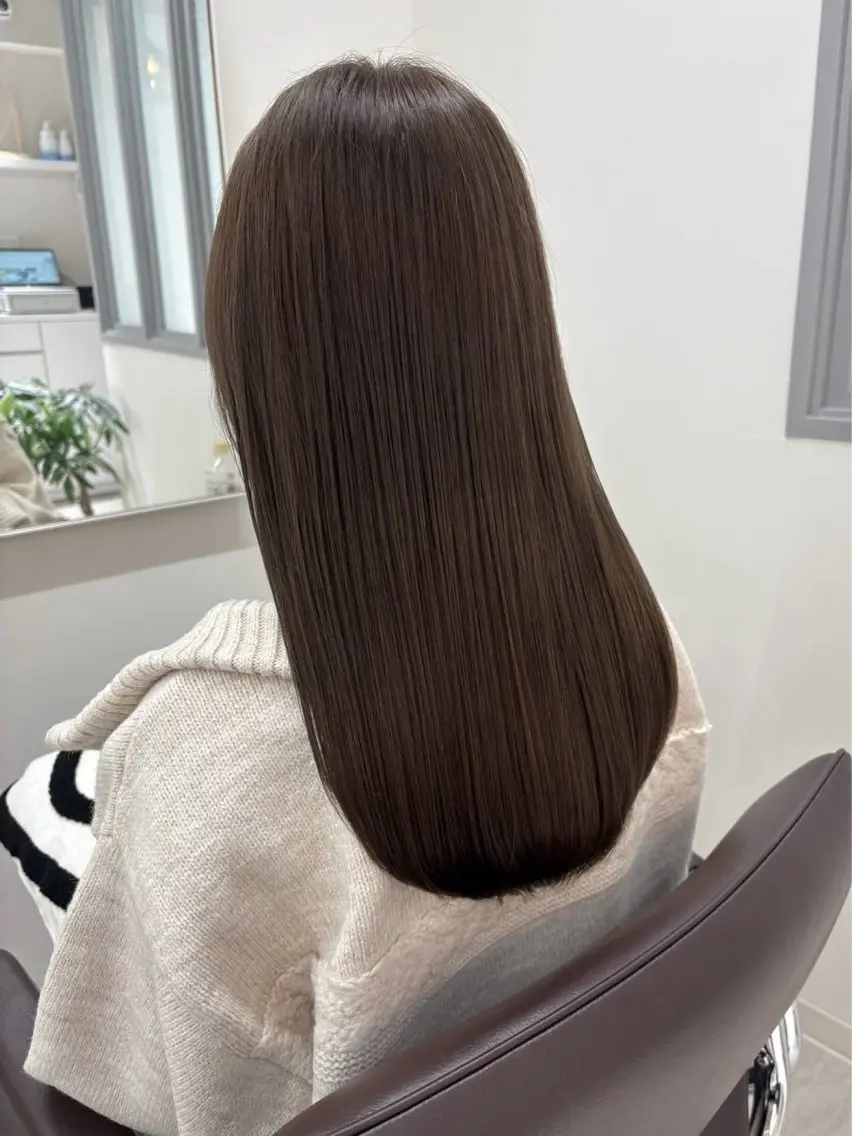 セミロング カラー hachiyama rinaのヘアスタイル