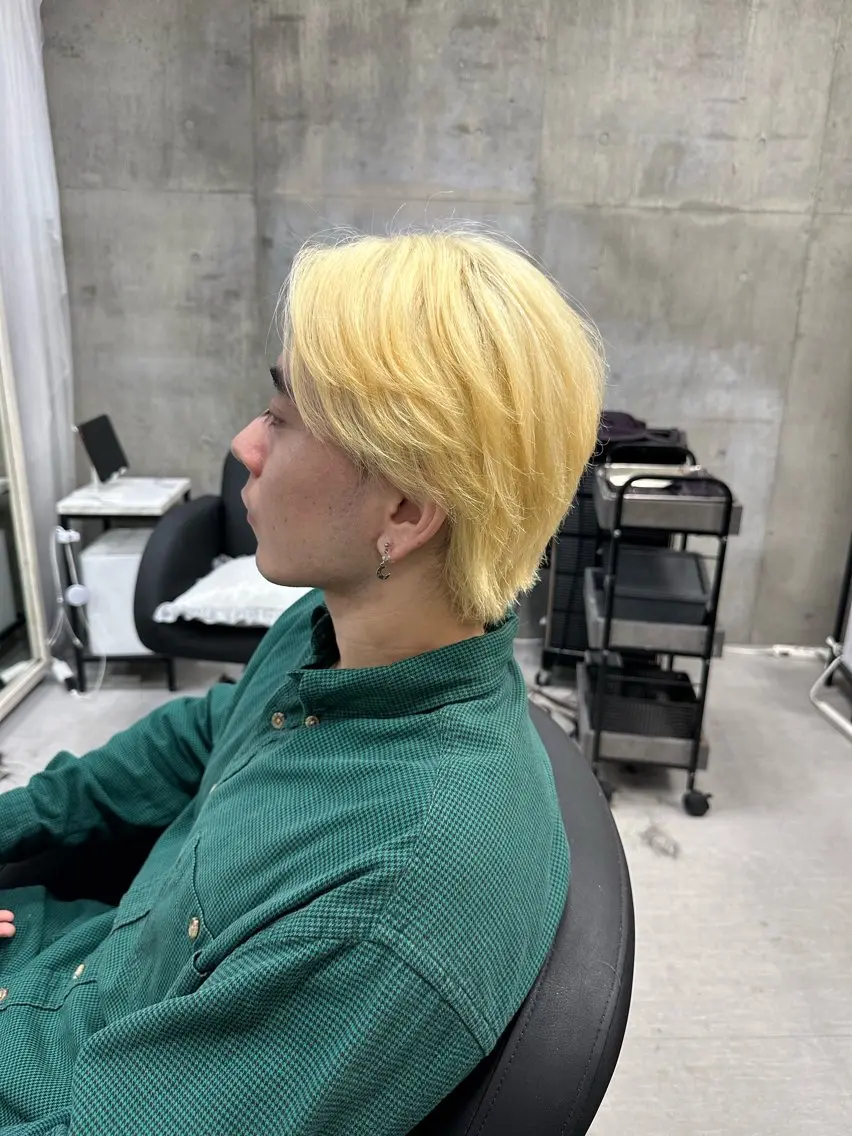 メンズ メンズブリーチ ダウンパーマ メンズハイライト メンズハイトーン メンズインナーカラー カット ヘアカラー トリートメント XELM/RUI /高崎/ブリーチ/のヘアスタイル
