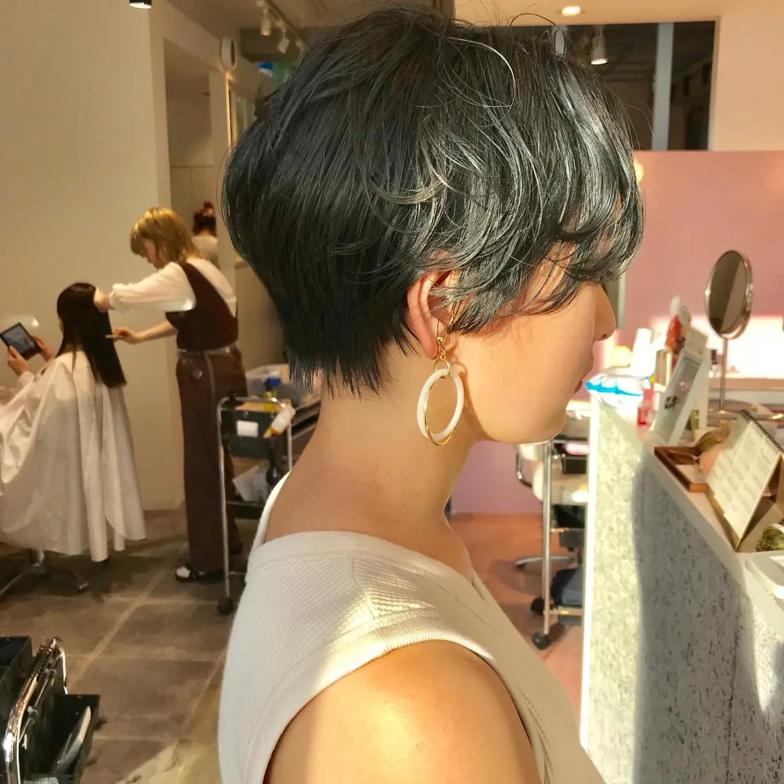 ショート ハンサムショート ショートヘア カット ヘアカラー トリートメント 所渉/韓国レイヤー /ウルフカットのヘアスタイル