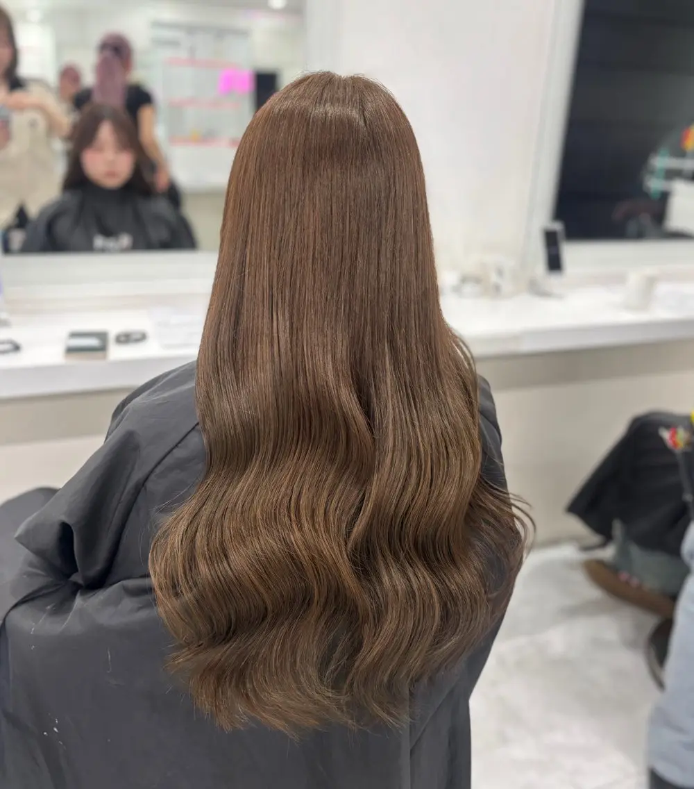 ロング ヘアカラー トリートメント ヘアセット ベージュブラウン /レイヤー /まなかのヘアスタイル