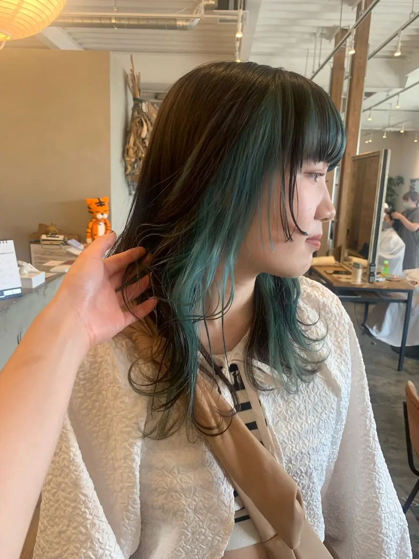今だけ40%off!?イヤリングカラー(耳上のみのインナーカラー)※イヤリングカラー部分以外のカラーも含まれますの写真