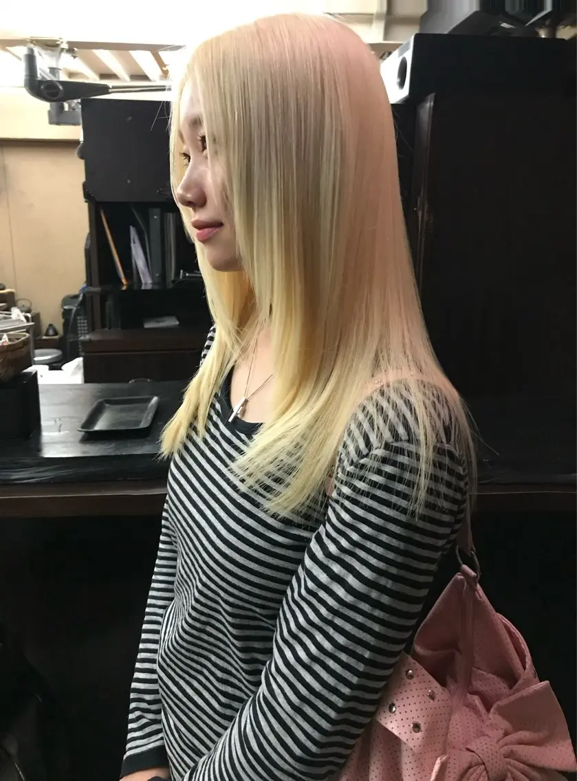 🤍ケアリタッチブリーチのみの方🤍トリートメント付きの写真