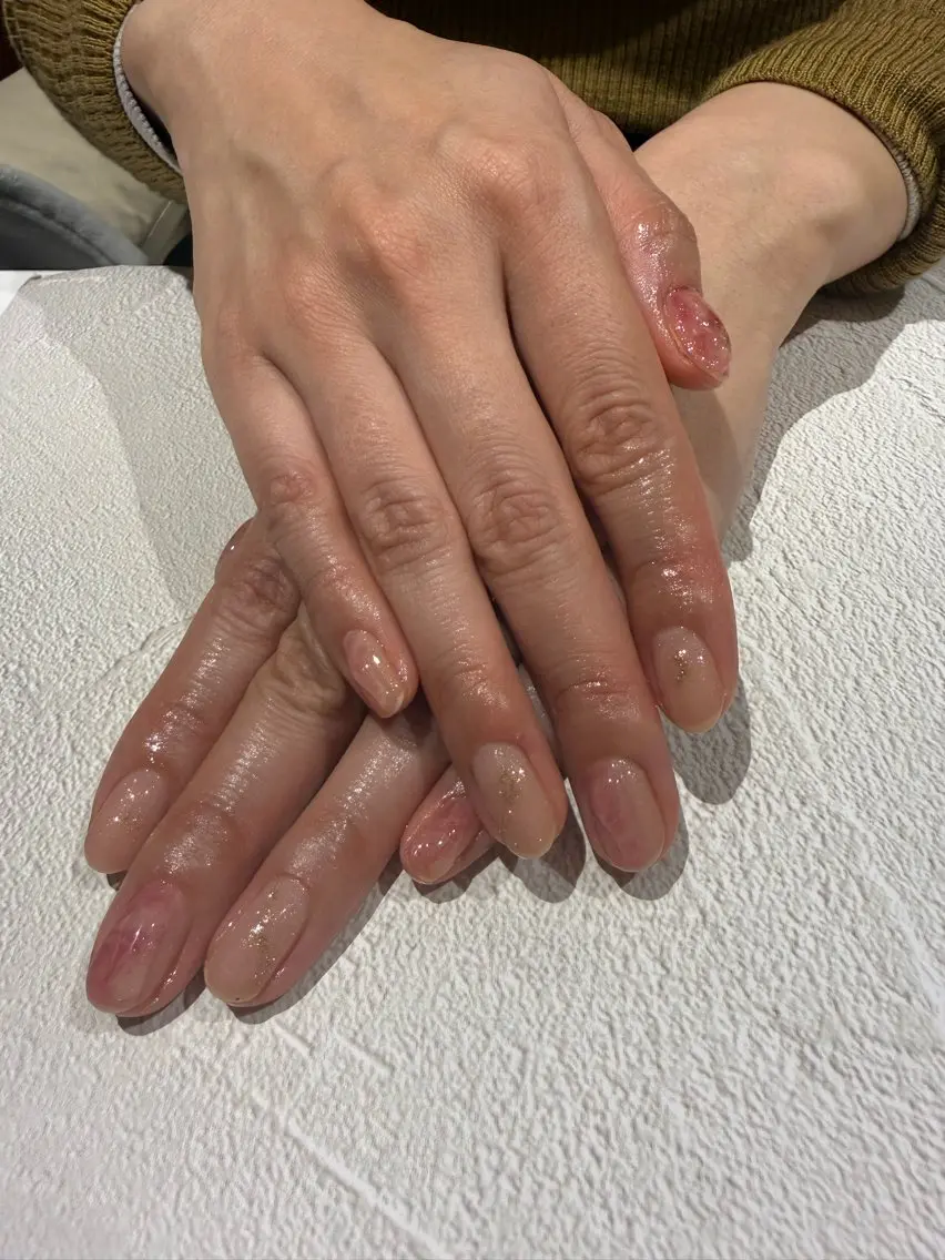 ネイル ニュアンスネイル nami (noi)のネイルデザイン