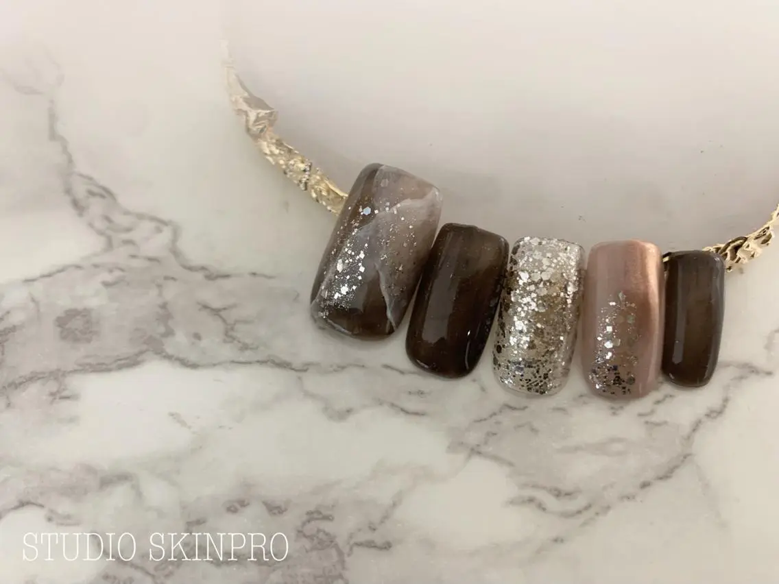 ネイル Nail 予約受付スキンプロのネイルデザイン
