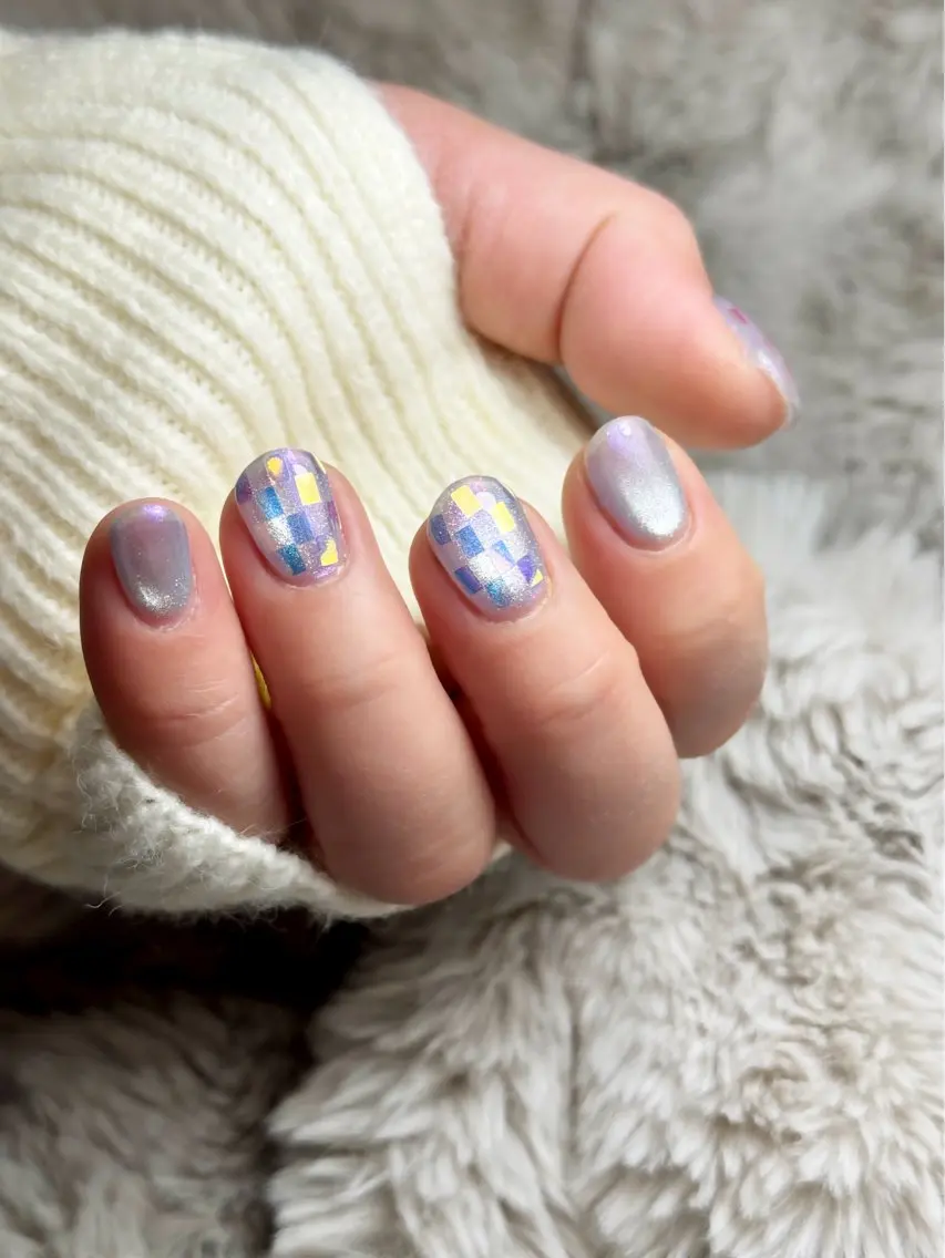 ネイル ハンドネイル Tiny Glowのネイルデザイン