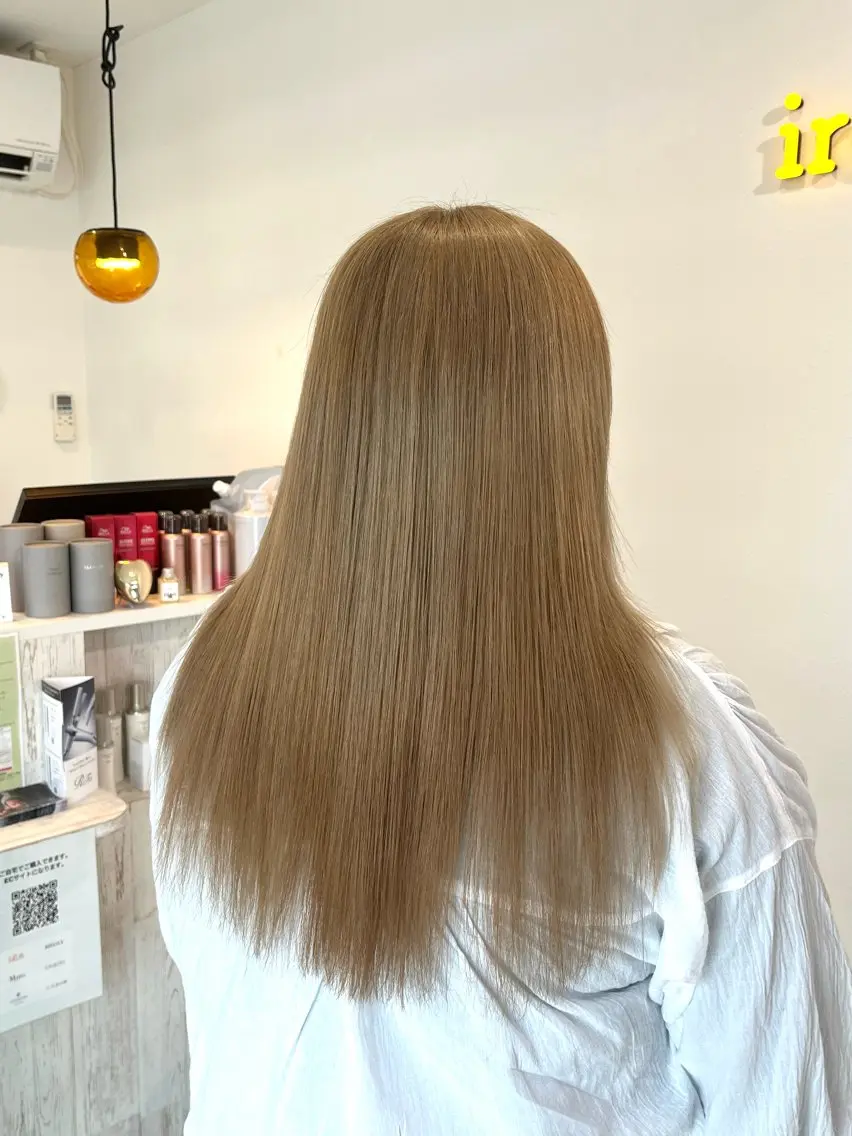 セミロング カラー イロアイヘアー Renのヘアスタイル