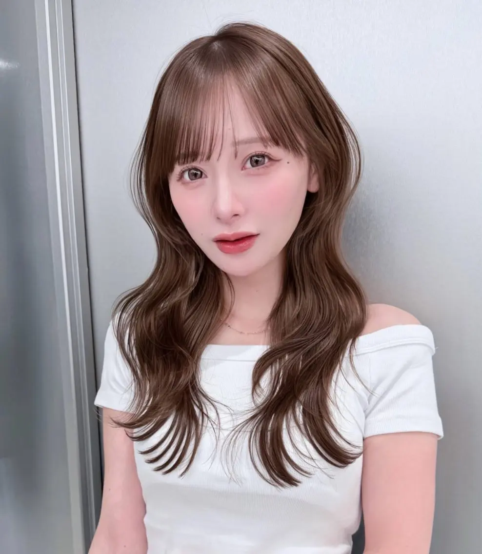 ロング ゆうり/ 透明感カラーのヘアスタイル