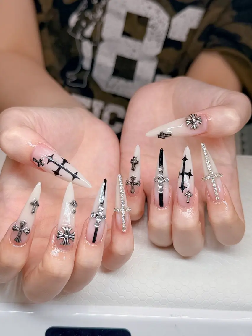 カラー RUBY NAIL& BEAUTY SPAのネイルデザイン