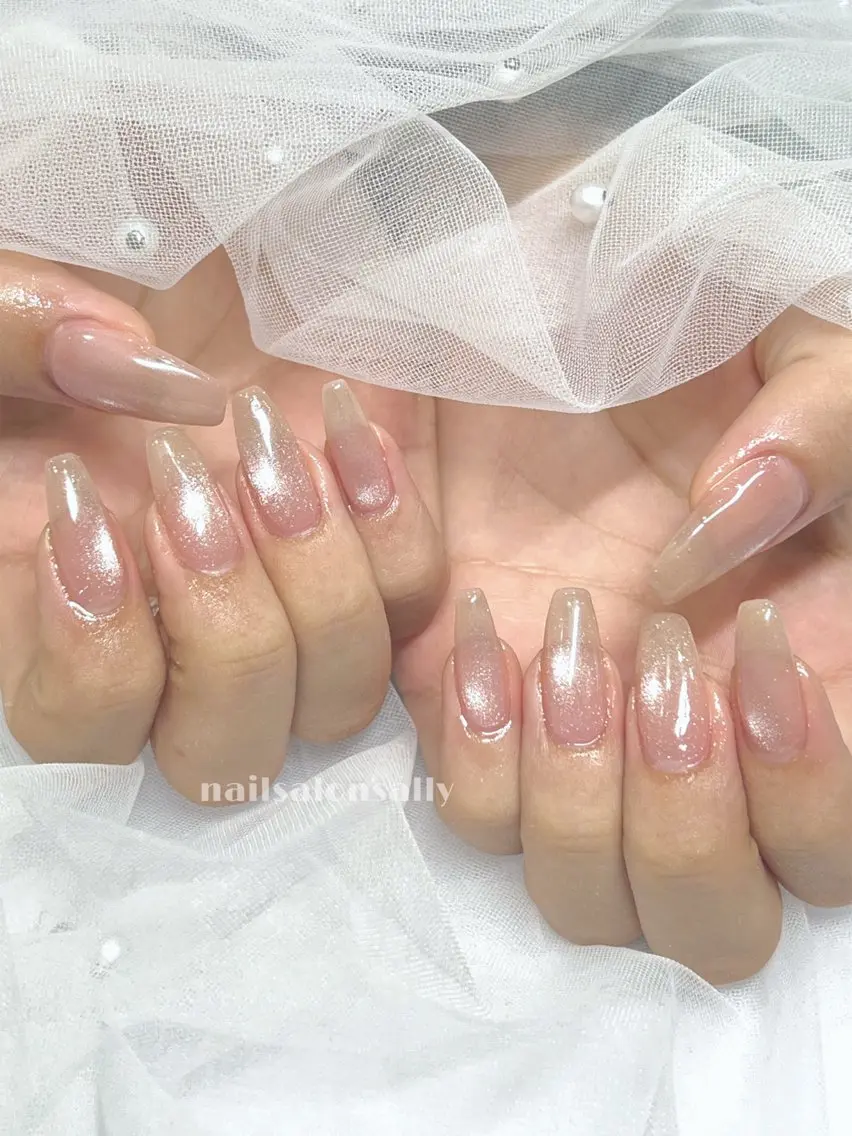 ネイル キラキラネイル マグネットネイル ハンドネイル 原宿ネイル 推し活/ガーリー/のネイルデザイン