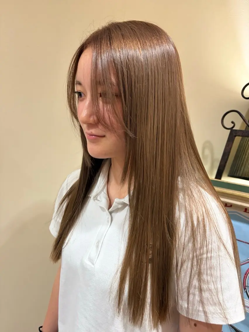 ロング 縮毛矯正 ヘアカラー 韓国スタイル🫧 サーシャのヘアスタイル