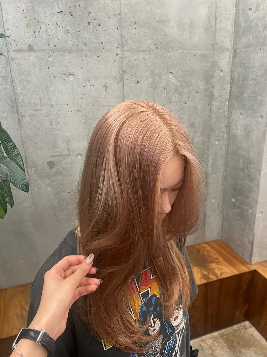 【💫ハイトーン希望の方💫】トリプルカラー(ブリーチ2回➕カラー)+ケアトリートメントの写真