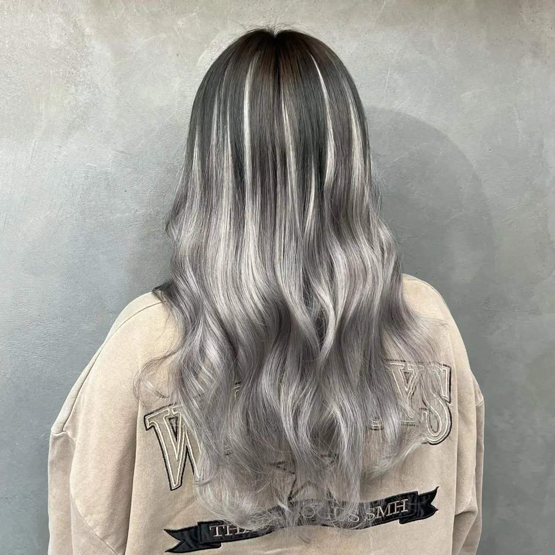 ロング シールエクステ エクステ ❤️‍🔥シールエク ＋カラー京❤️‍🔥のヘアスタイル