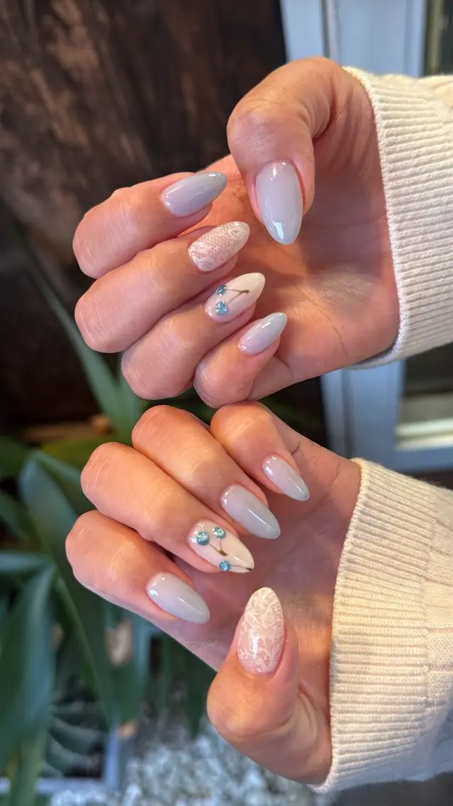 ネイル フラッシュネイル フラッシュマグ フットネイル フレンチネイル 韓国ネイル ハンドネイル SAKU nail 作島茜のネイルデザイン