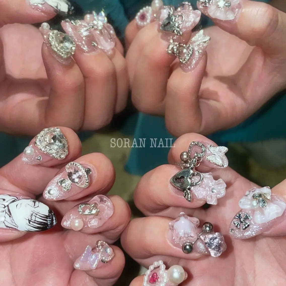 ハンドネイル フットネイル soran nailのネイルデザイン
