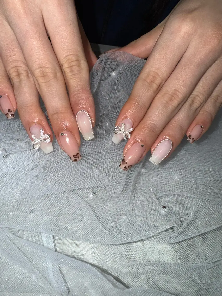 ネイル 持ち込み ハンドネイル Raviliss ♡のネイルデザイン