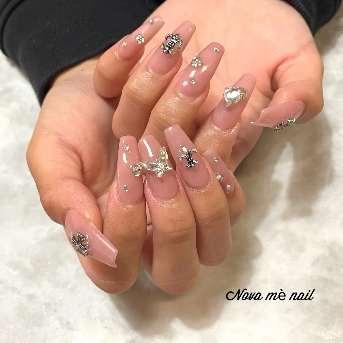 ネイル ハンドネイル 【越谷】格安サロン Shiori♡のネイルデザイン