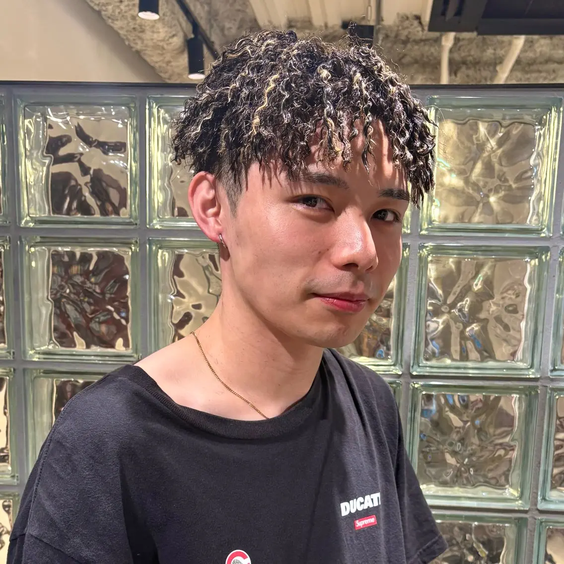 メンズ メンズパーマ カット パーマ ヨシカワ タツキのヘアスタイル