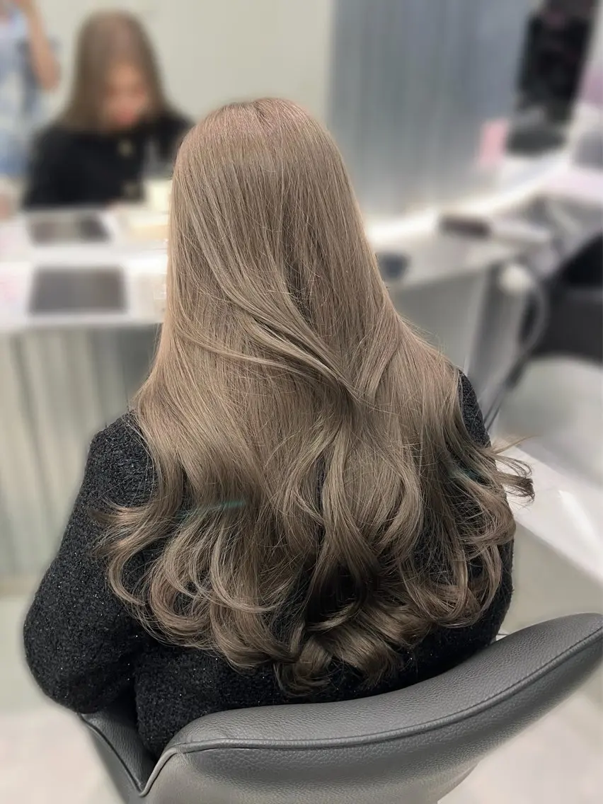 ロング カラー ベージュカラー ホワイトベージュ Kaho🤍レイヤー ※女性限定のヘアスタイル