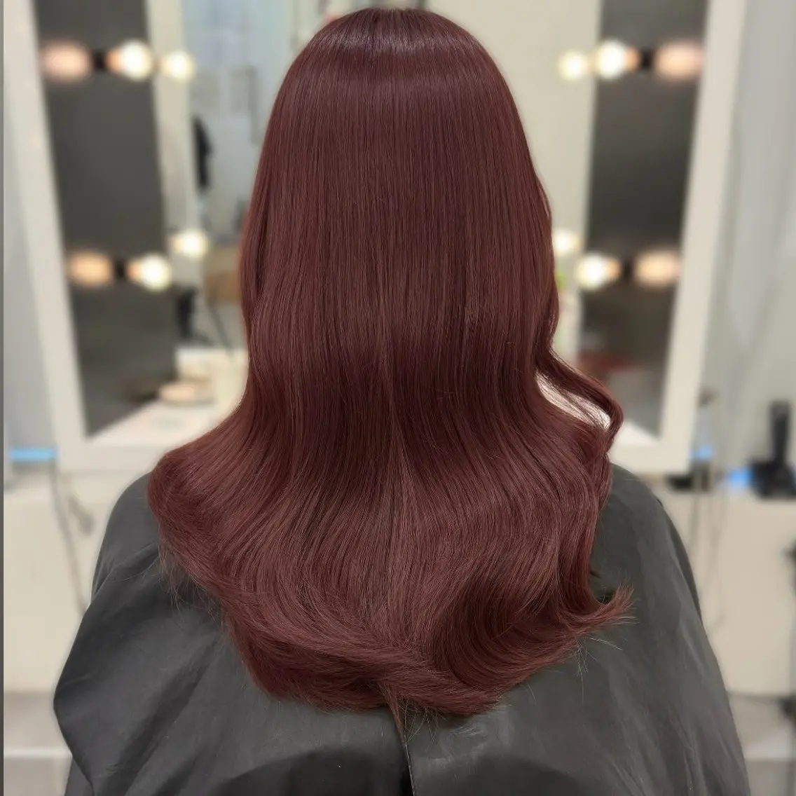 セミロング カラー パーマ アッシュ アッシュグレー アッシュグレージュ ベージュカラー ブリーチ カット ヘアカラー トリートメント 🎀ピンクベージュ/ satsuki🎀のヘアスタイル