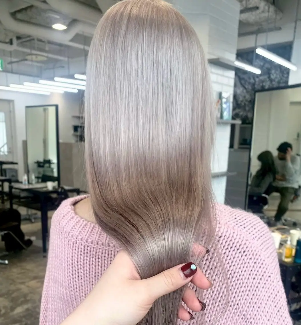 ロング カット ヘアカラー 💖saki /ハイトーン💖のヘアスタイル