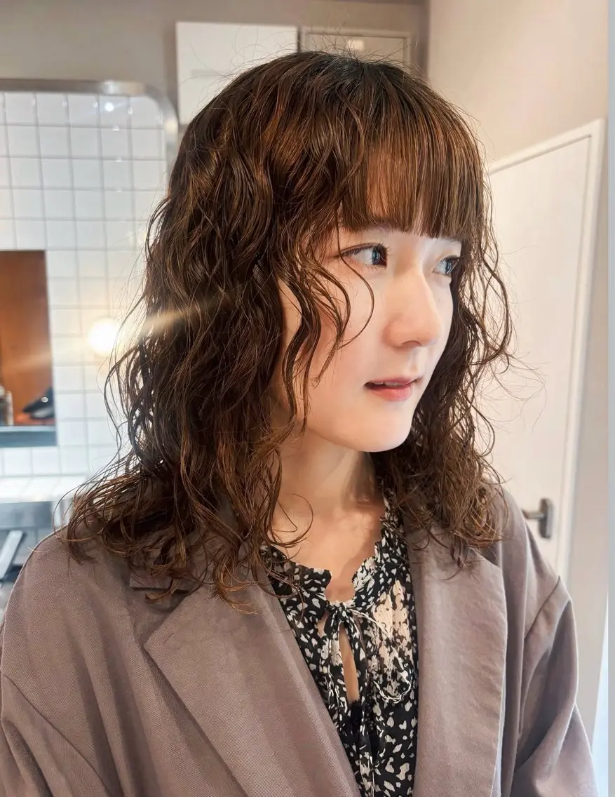 ミディアム パーマ ミディアムパーマ レイヤーカット カット パーマ トリートメント 似合わせヘア 💐たかさきかなこのヘアスタイル