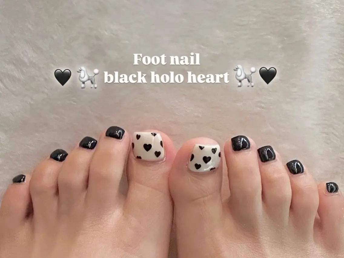 ネイル フットネイル EmaNail🎀 Haaruのネイルデザイン