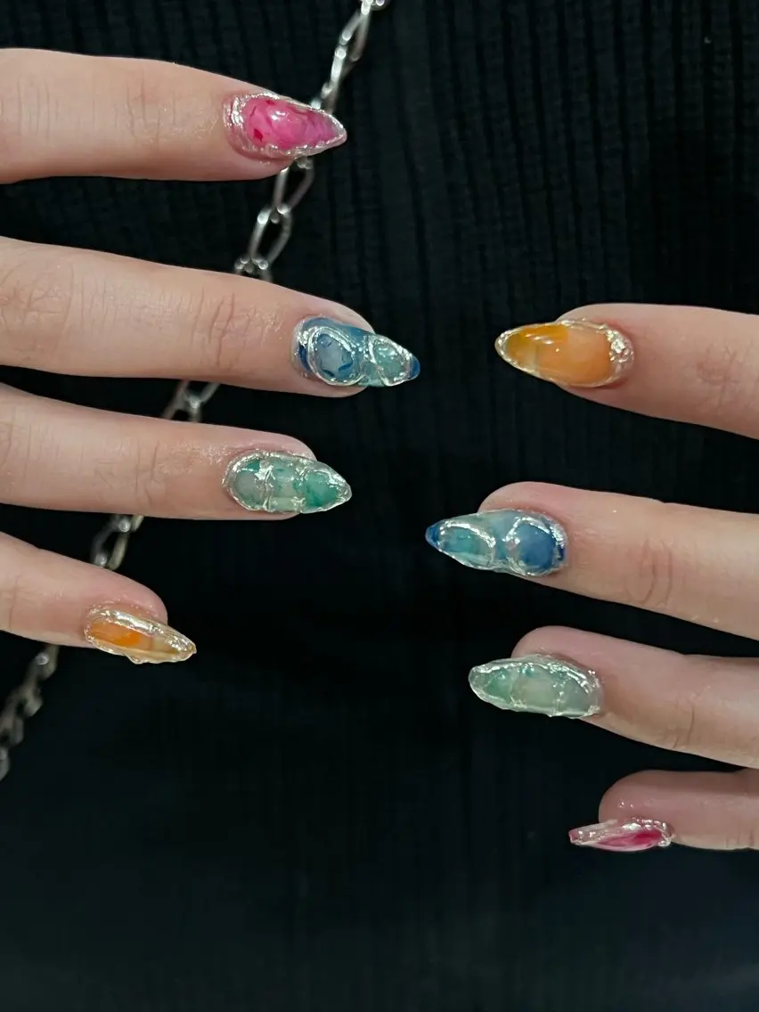 ネイル ハンドネイル Hata nail 🎀個性派ニュアンスのネイルデザイン