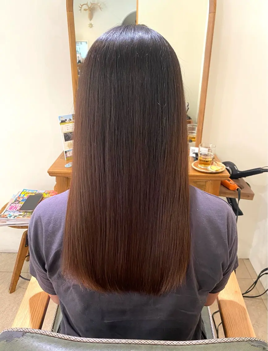ロング カット ヘアカラー LiC えりのヘアスタイル