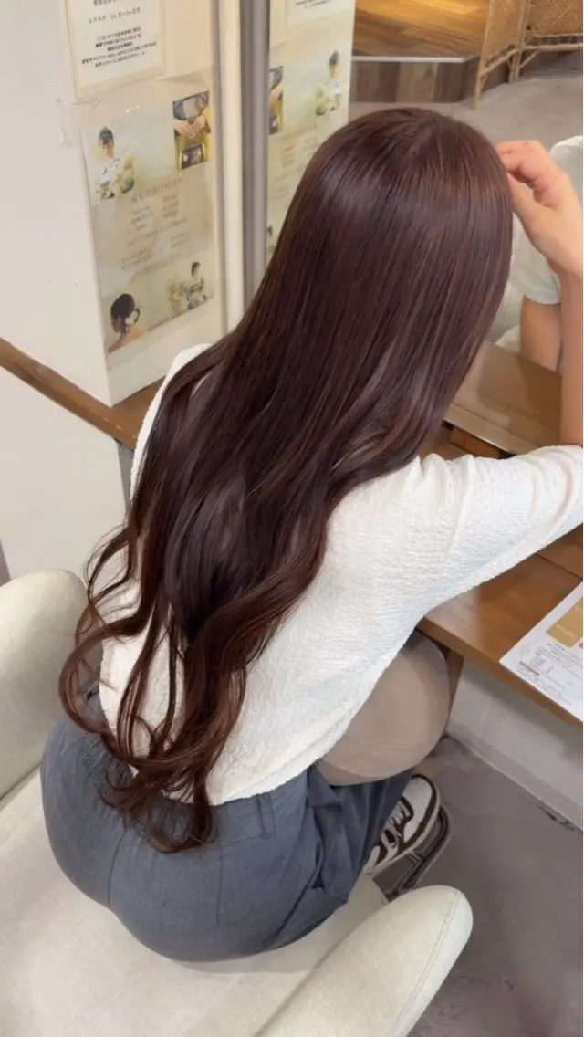 ロング 松田 羽未のヘアスタイル