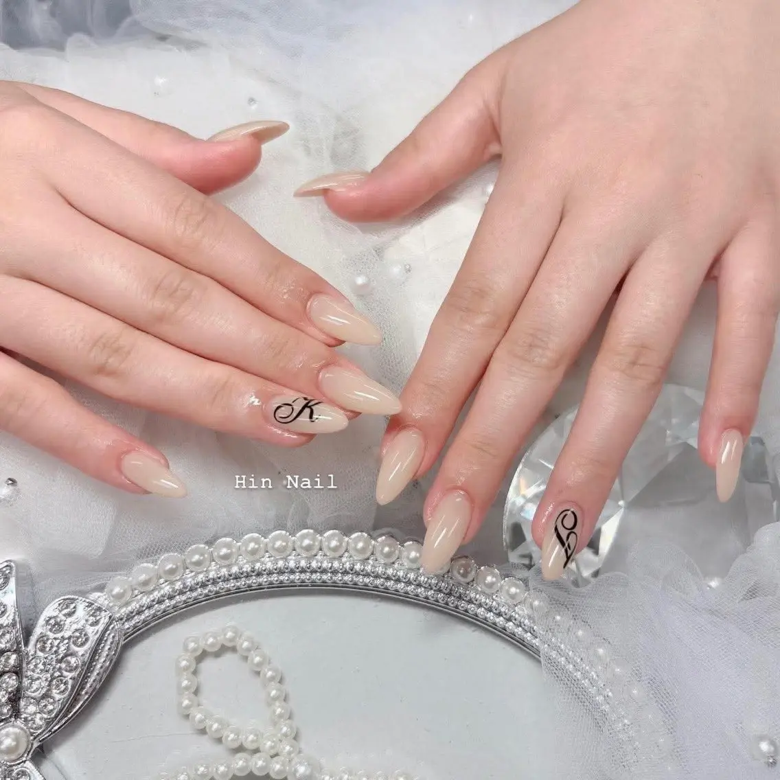 ネイル ハンドネイル Hin Nailのネイルデザイン