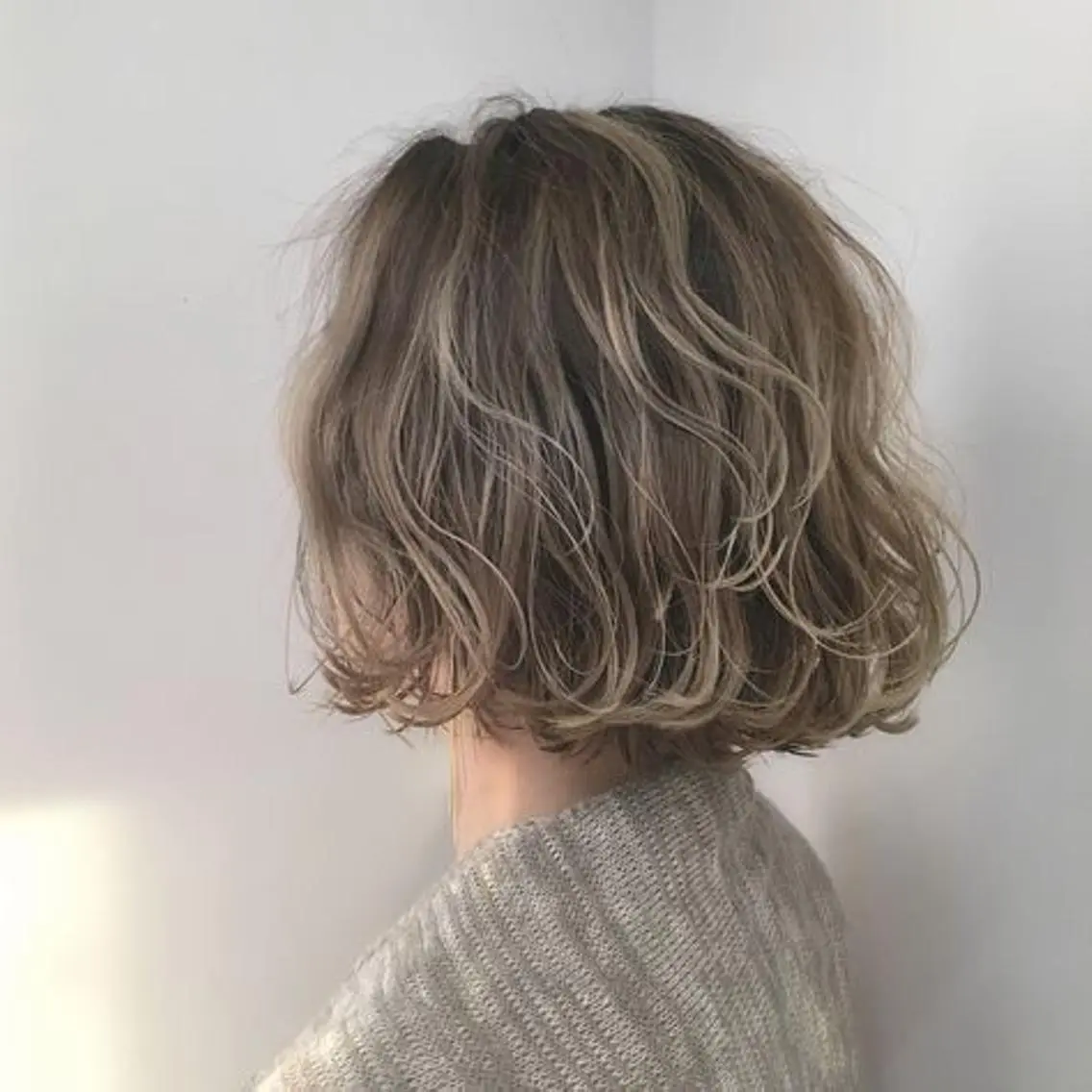 ミディアム カラー パーマ ヘアアレンジ 【公式】amble luxe池袋東口🩷のヘアスタイル