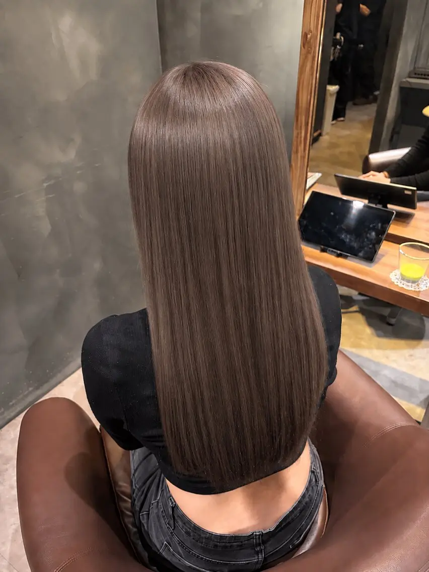 ロング カラー カット ヘアカラー 山本 夏樹のヘアスタイル